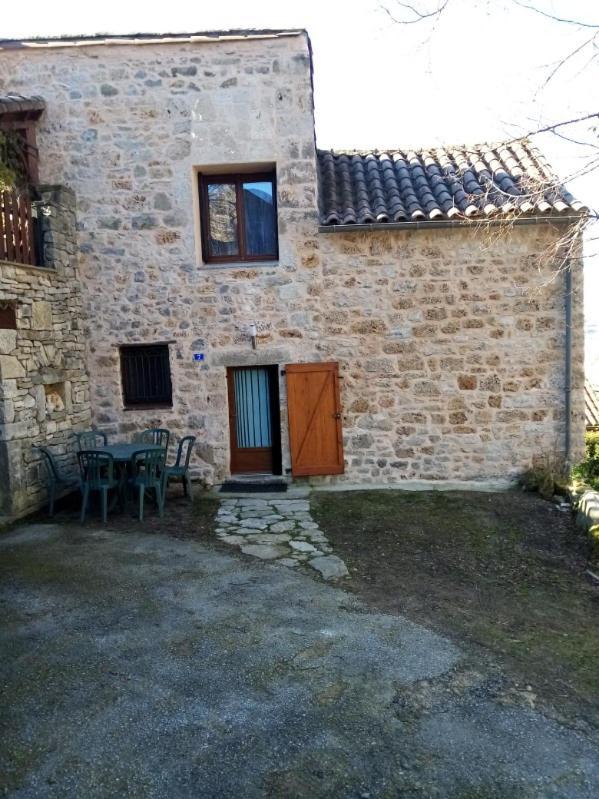 Gite Le Jaya Saint-Georges-de-Luzençon Екстериор снимка